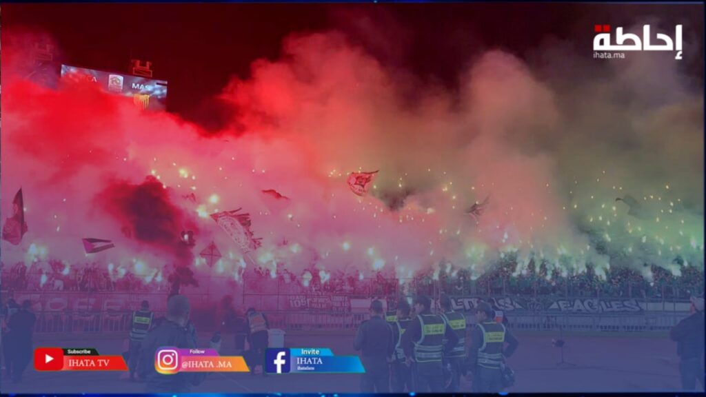 الرجاء-المغرب الفاسي.. جماهير الرجاء تشعل "دنور" بـ"كراكاج" هائل (فيديو)