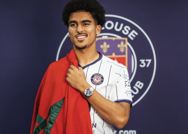 نادي تولوز الفرنسي يدين اتهامات موقع الكتروني في حق لاعبها أبوخلال