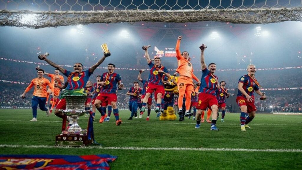 كأس السوبر الاسبانية.. أنشيلوتي يقر بضعف دفاع مدريد أمام برشلونة