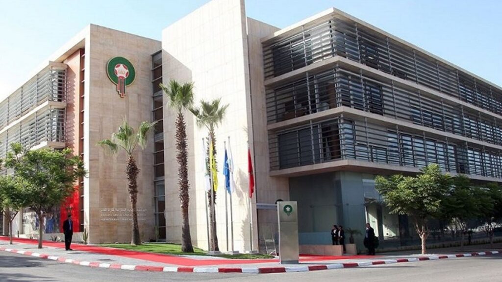 الجامعة تندد بالممارسات الدنيئة خلال افتتاح "الشان" بالجزائر