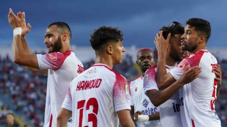 "الموندياليتو".. هل يكرر الوداد إنجاز غريمه الرجاء؟