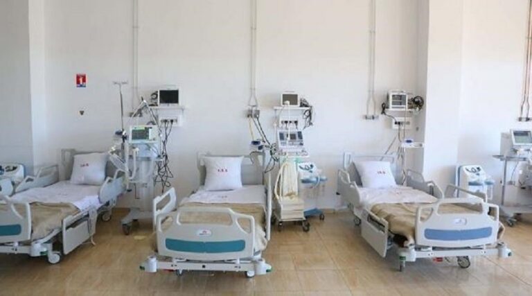 إصلاح المنظومة الصحية.. رصد مبلغ مالي يناهز مليار درهم سنويا من أجل التأهيل وإعادة الصيانة (وزير)