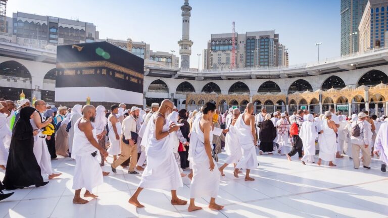 حج 2023: المنتقون في عملية قرعة الحج مدعوون إلى استلام وملء شهادة الانتقاء