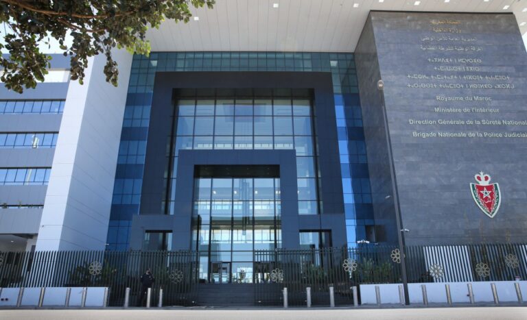 تحقيق يطال شرطيين بعد تلفيق تهمة للزج بشاب في السجن