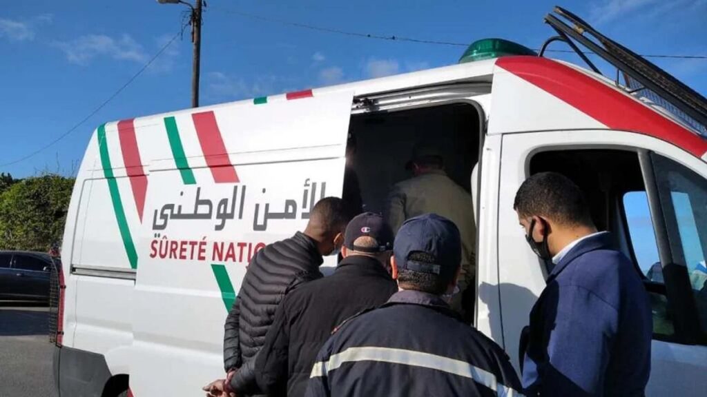 توقيف عشريني بالطريق السيار بالقنيطرة بتهمة حيازة وترويج المخدرات والمؤثرات العقلية