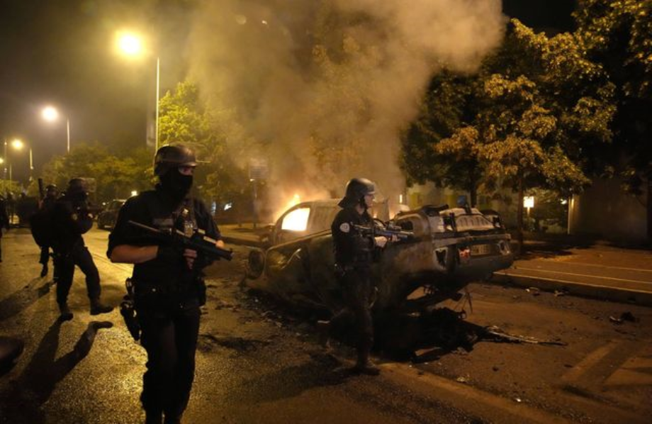 بعد ثلاث ليال من أعمال العنف، فرنسا لا ترى نهاية النفق