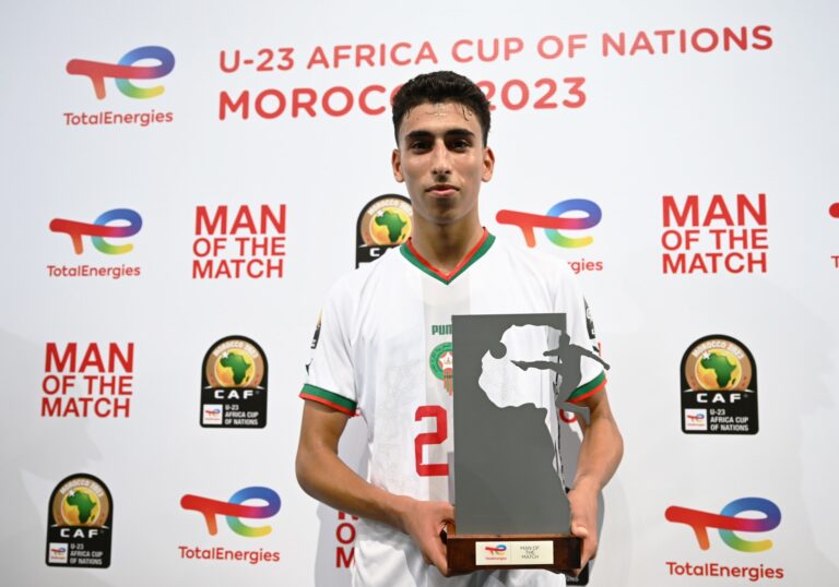 طه يونس الادريسي أحسن لاعب في مباراة المنتخب الوطني لاقل من 23 سنة امام الكونغو