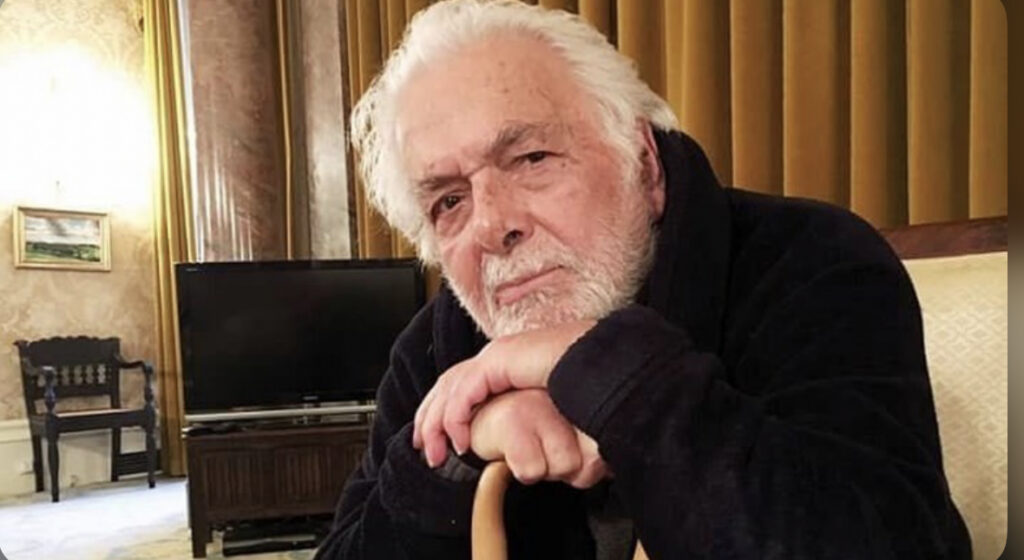 وفاة رائد السينما الإيرانية إبراهيم غولستان