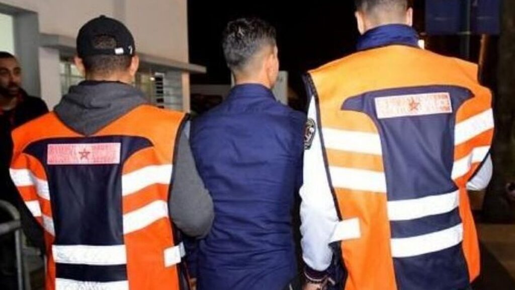 مكناس.. توقيف مهاجر مغربي مبحوث عنه دوليا لتورطه في جريمة قتل بفرنسا