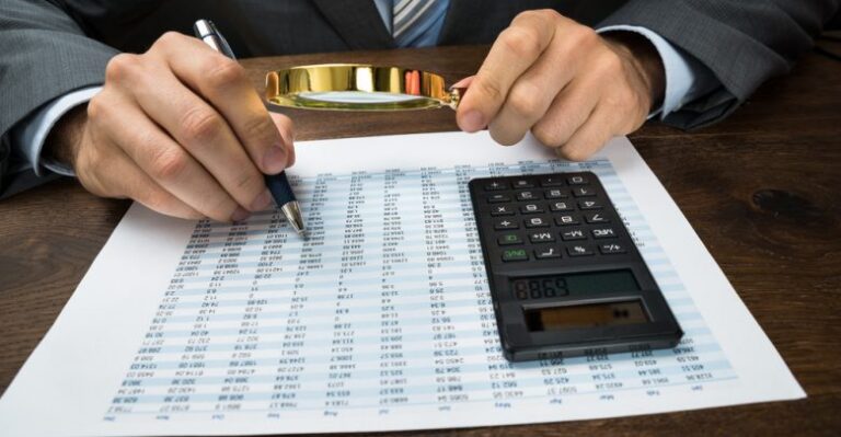 قانون المالية 2023.. أهم الإجراءات الخاصة بالضريبة على الشركات