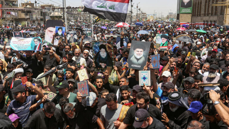 الدنمارك ستحظر وتجرم حرق المصحف