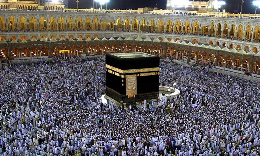 زيادة ملحوظة في أعداد المعتمرين والطاقة الاستيعابية للحرمين