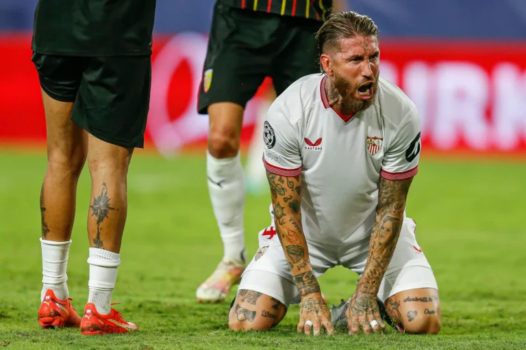 سرقة منزل راموس خلال مباراة إشبيلية ولنس في دوري الأبطال