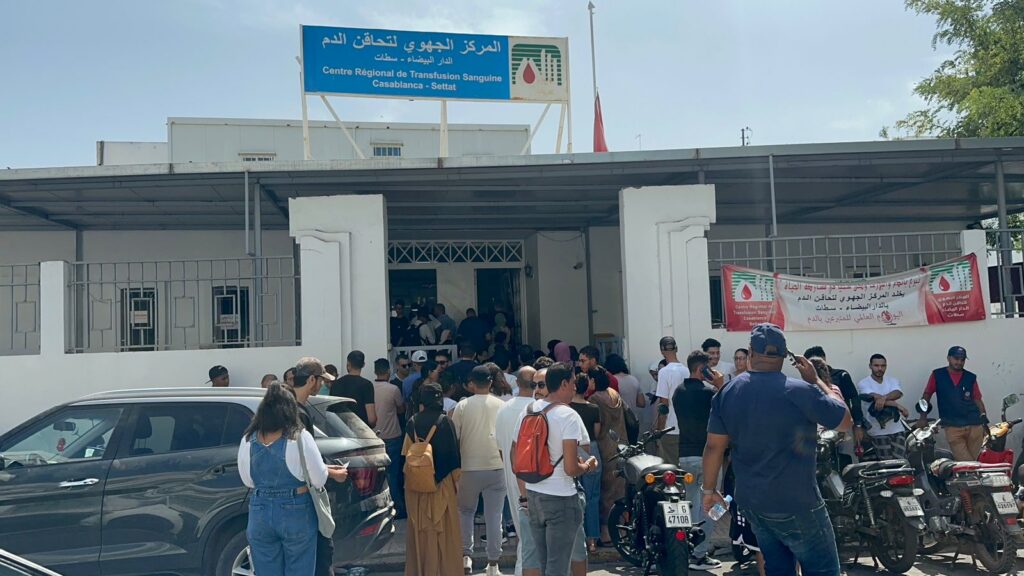 إقبال كبير لساكنة الرباط على التبرع بالدم لفائدة مصابي زلزال الحوز
