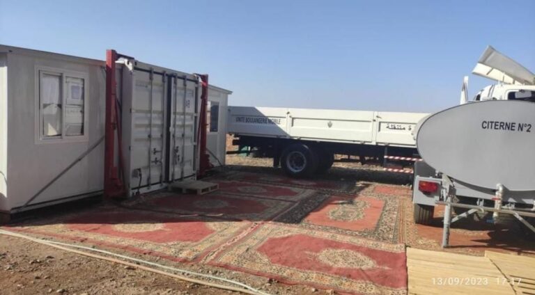 زلزال الحوز.. المديرية العامة للأمن الوطني تجهز مخبزتين متنقلتين لإمداد المناطق المتضررة بالخبز