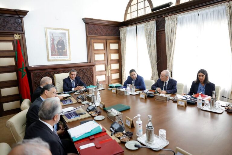 الحكومة تتبع عرضا حول مستجدات الدخول الجامعي الجديد