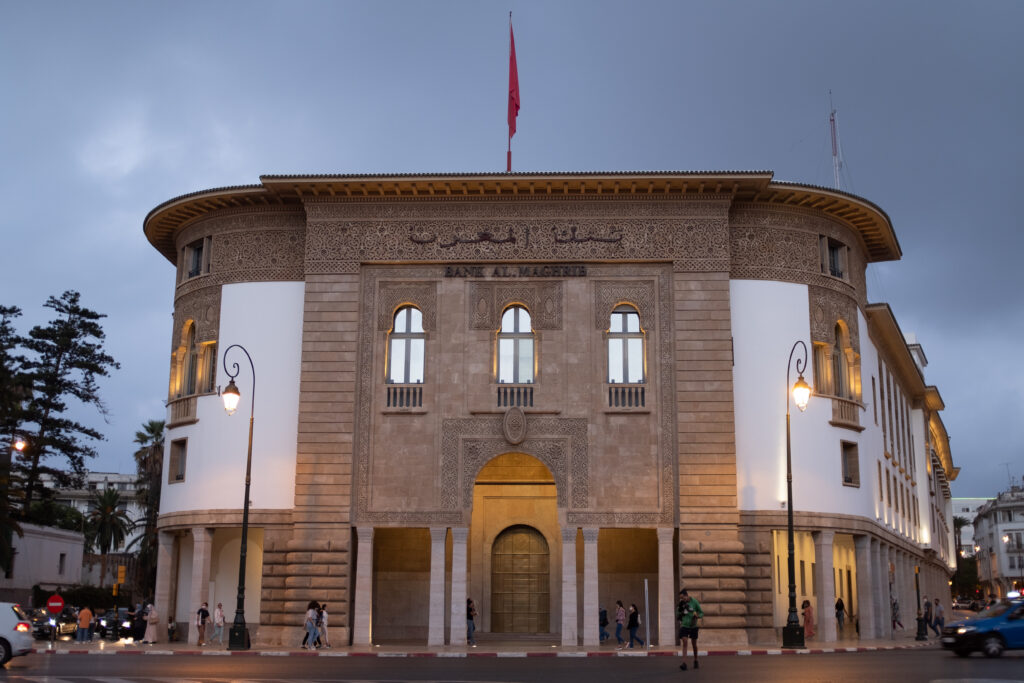جدري يفسر إبقاء بنك المغرب على سعر الفائدة في حدود 3 في المائة