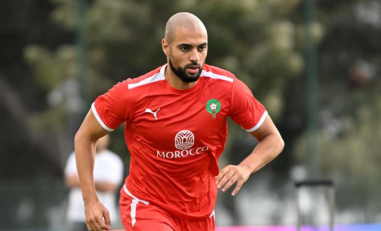 "أسود الأطلس" يرتدون قميص التداريب الجديد مزينا بشعار "المغرب أرض الأنوار" (صور)