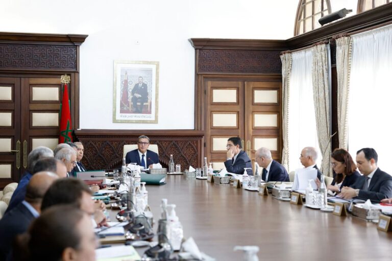 مجلس الحكومة يصادق على مشروع مرسوم بشأن النظام الأساسي الخاص بموظفي قطاع التربية الوطنية