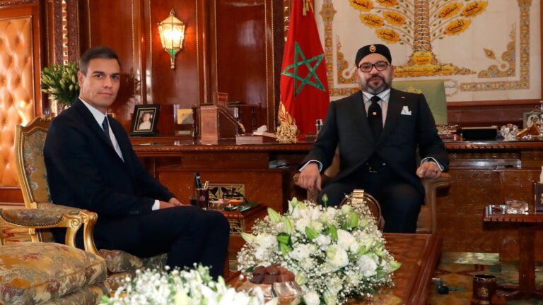 الملك يبعث برقية شكر وامتنان إلى رئيس حكومة تصريف الأعمال بالمملكة الإسبانية
