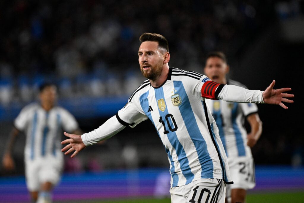 تصفيات مونديال 2026: ميسي يقود الأرجنتين الى بداية مثالية