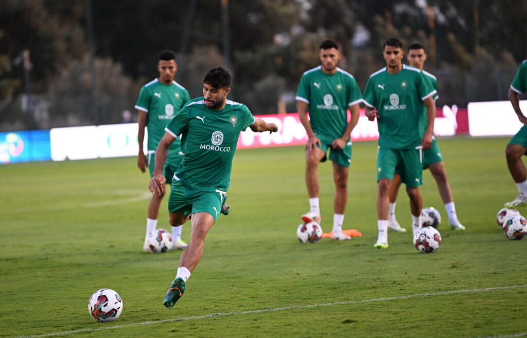الركراكي يستدعي يحيى جبران لمعسكر المنتخب المغربي لتعويض سفيان أمرابط