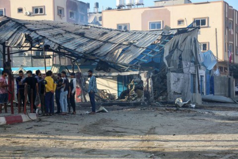 مقتل 17 موظفاً على الأقل في وكالة غوث وتشغيل اللاجئين الفلسطينيين