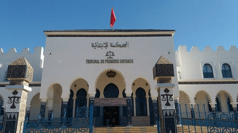 للاشتباه في انتحاله صفة إطار أمني.. توقيف شخص متلبسا داخل ردهات ابتدائية القنيطرة