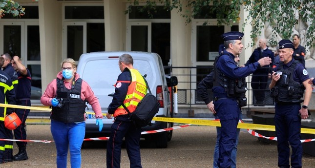 مقتل مدرس في حادث طعن بمدينة أراس بشمالي فرنسا