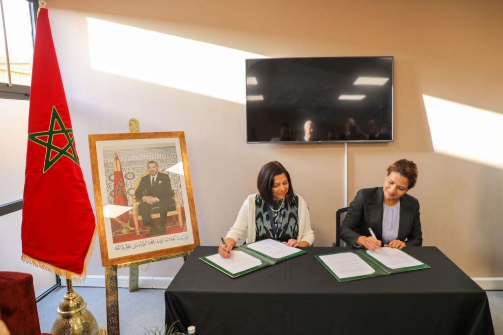 المغرب والبنك الأوروبي لإعادة البناء والتنمية يوحدان جهودهما لتسريع إزالة الكربون من القطاع الكهربائي بالمغرب