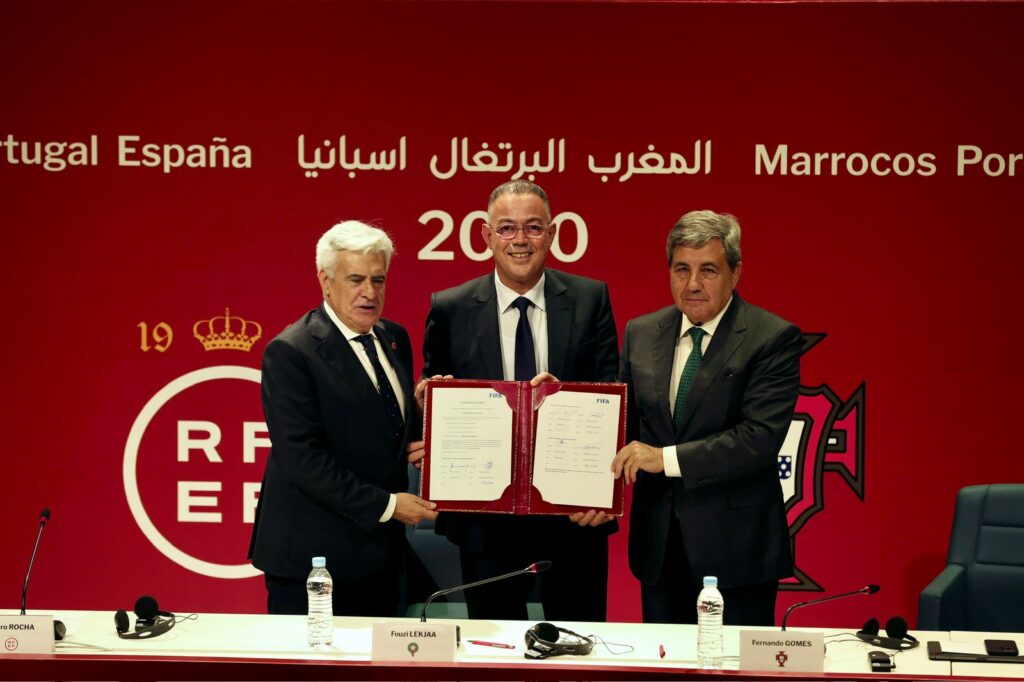 لحظة التوقيع الرسمي لخطاب النوايا لاستضافة كأس العالم 2030 (فيديو)