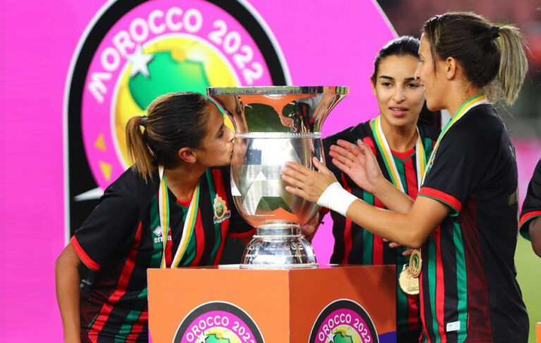 "العسكريات" يتوجن بلقب كأس العرش