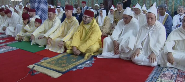أمير المؤمنين الملك محمد السادس يترأس حفلا دينيا بمناسبة ذكرى وفاة الملك الحسن الثاني
