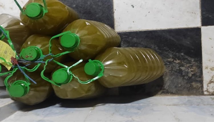 ترويج زيوت نباتية مغشوشة يورط شخصين بالعيون