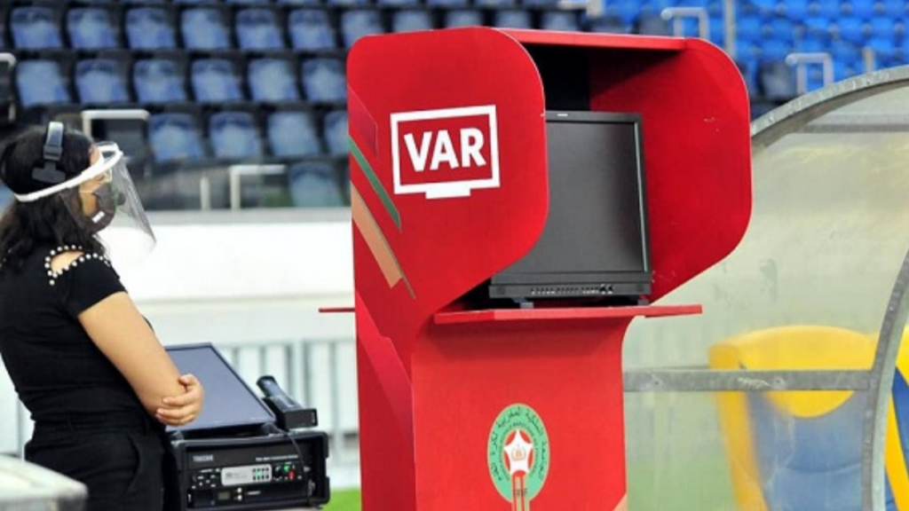 المديرية الوطنية للتحكيم تعقد أولى اجتماعاتها مع الحكام هذا الموسم