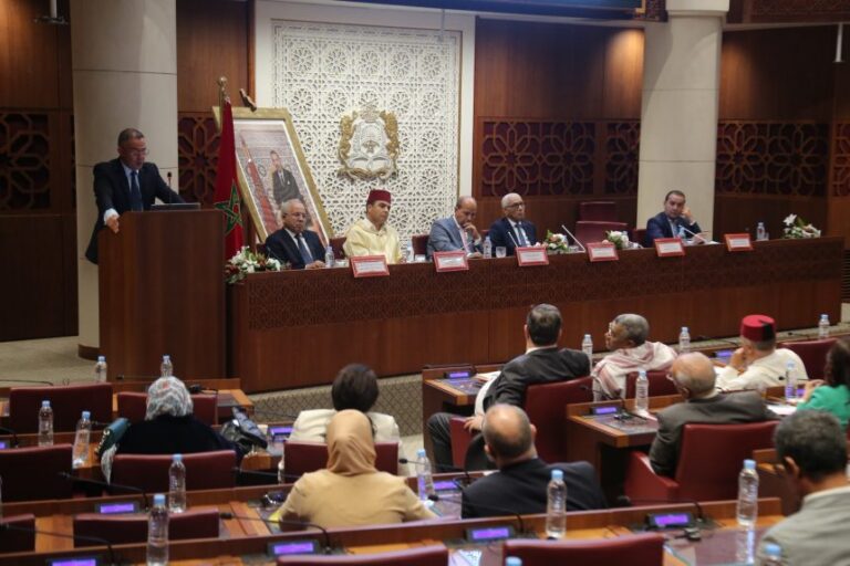 الوظيفة العمومية.. تقرير يكشف المتوسط الشهري الصافي للأجور سنة 2023