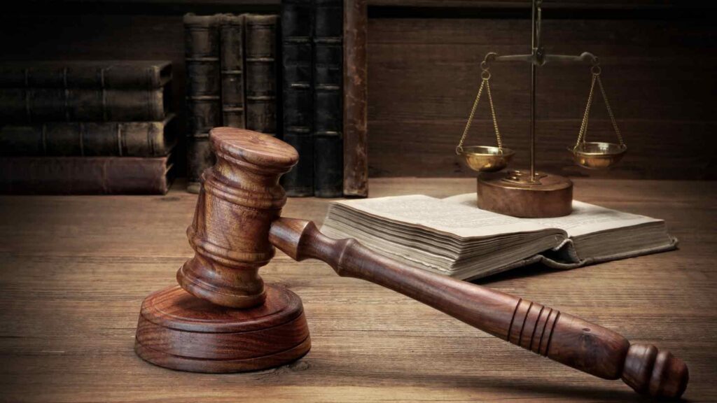 مؤهل للحصول على تعويض مليوني.. تبرئة أميركي بعد 35 عاما من سجنه
