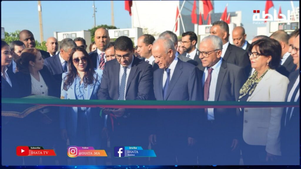 بنسعيد يعطي انطلاقة فعاليات المعرض الدولي لكتاب الطفل والشباب في دورته الأولى