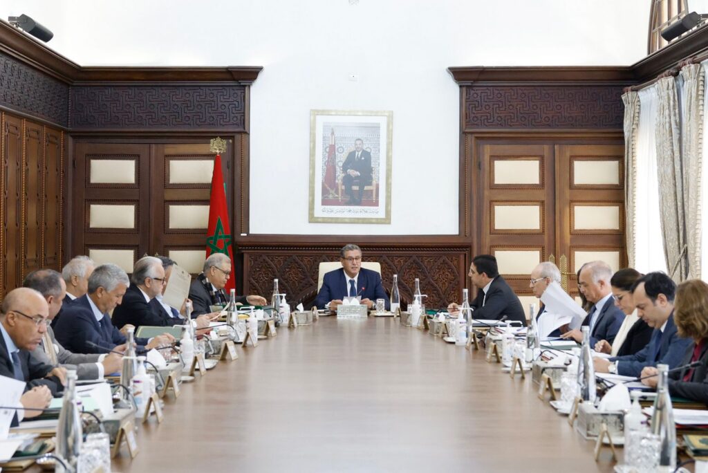 مجلس الحكومة يصادق على مشروع مرسوم يتعلق بالدعم العمومي لقطاعات الصحافة والنشر والطباعة والتوزيع