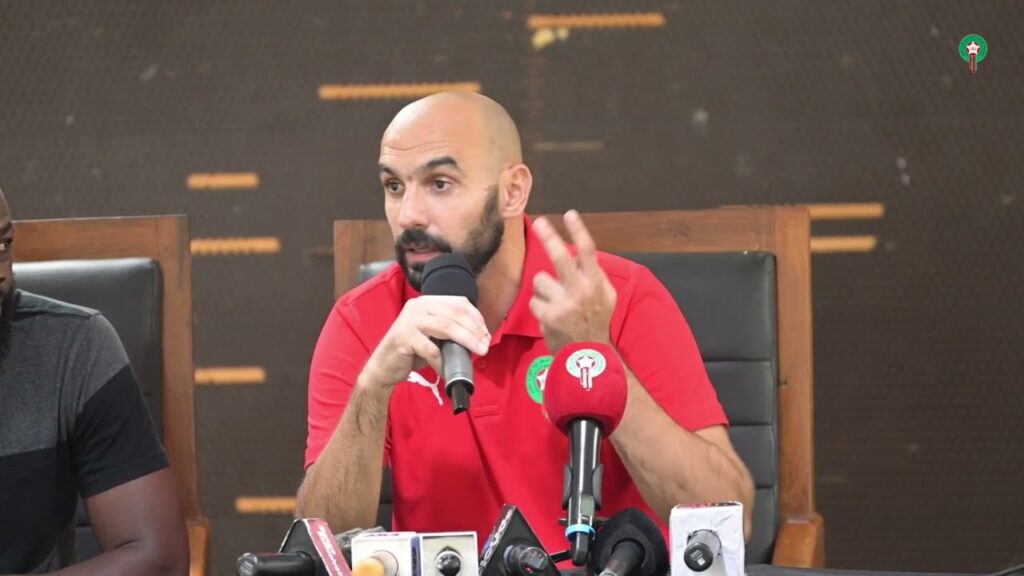 الركراكي: حققنا الأهم باقتناص ثلاث نقاط خارج الميدان