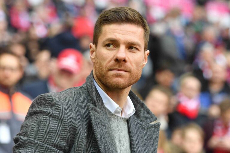 بوندسليغا.. ليفركوزن يمدد ارتباطه بمدربه تشابي ألونسو حتى 2026