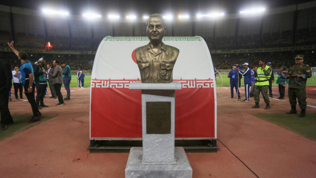 الاتحاد الآسيوي يعتبر سيباهان الإيراني خاسراً أمام الاتحاد السعودي ويحذره بوجوب ازالة تمثال سليماني
