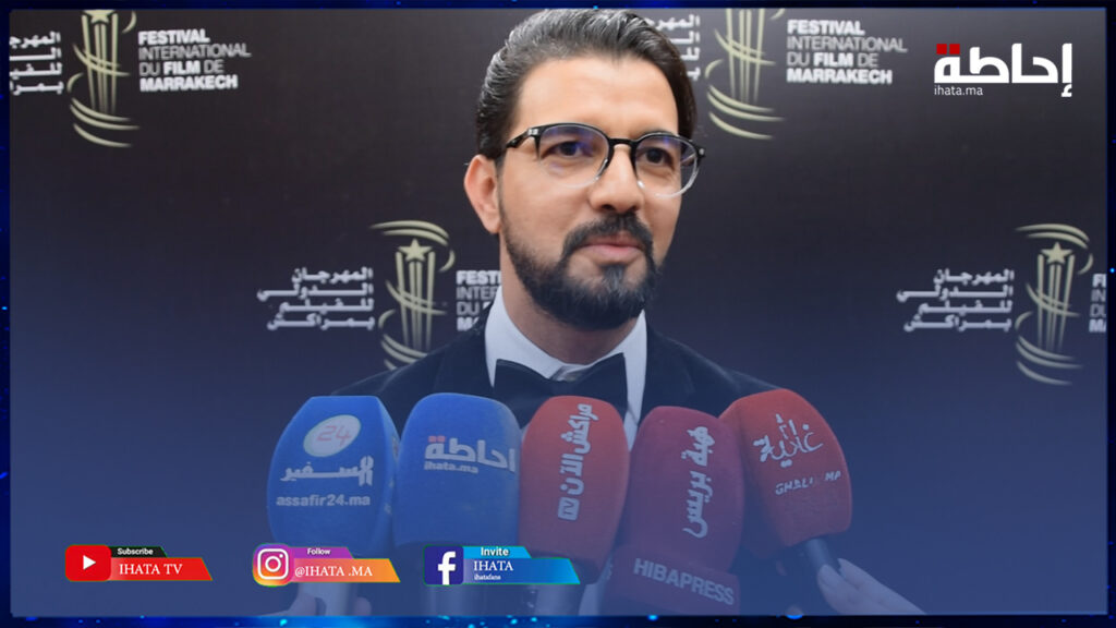 عمر لطفي يعلق على قرار منع المؤثرين من الولوج للبساط الأحمر ويكشف عن موهبة ابنته (فيديو)