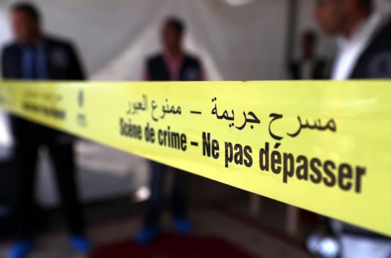 التحقيق مع أربعيني متهم بقتل والدته وزوجته بعين السبع