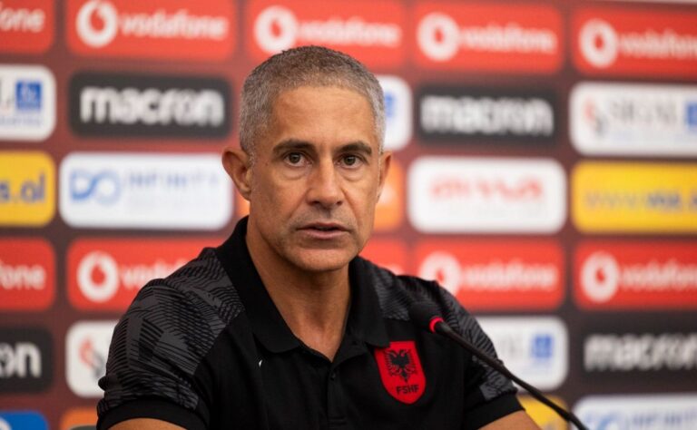 مدرب المنتخب الألباني: أسود الأطلس "الملهمون" يعتبرون "نموذجا ومرجعية"