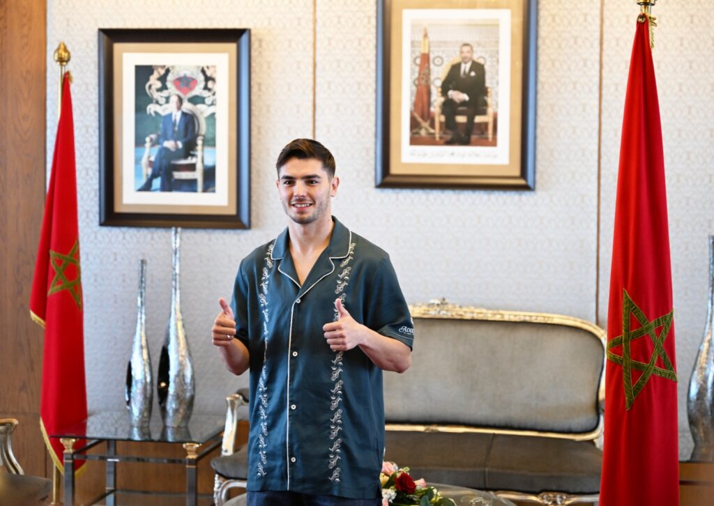 دياز: الدفاع عن ألوان المنتخب الوطني المغربي لكرة القدم يعد "شرفا كبيرا"