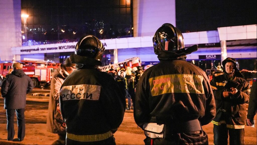روسيا تتحدث عن "دليل" مزعوم يربط أوكرانيا بمذبحة قاعة الحفلات