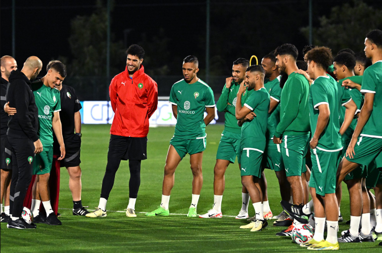 المنتخب الوطني يجري أول حصة تدريبية بمشاركة الوافدين الجدد (فيديو)