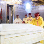 أمير المؤمنين الملك محمد السادس يترحم على روح المغفور له الملك محمد الخامس