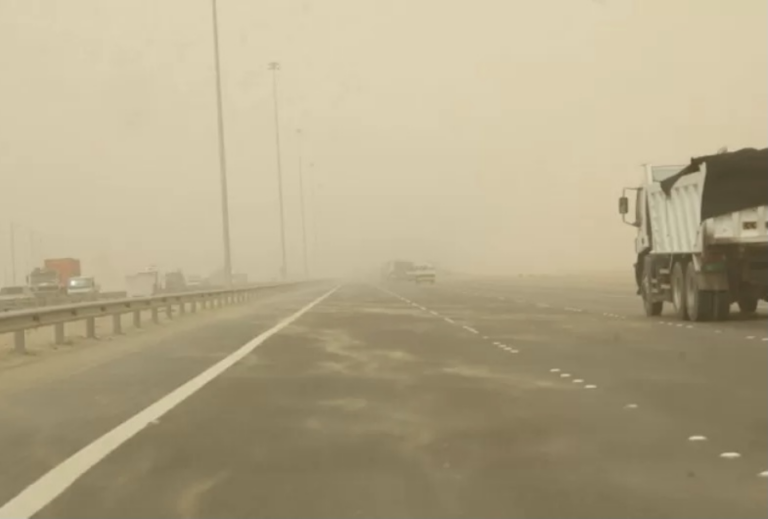 هبوب رياح قوية.. الشركة الوطنية للطرق السيارة توصي مستعملي عدد من المقاطع الطرقية بتوخي الحيطة والحذر